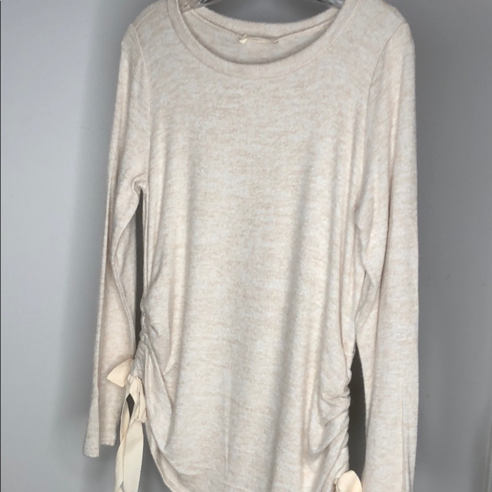 Oatmeal cream top - Picture 3 of 8